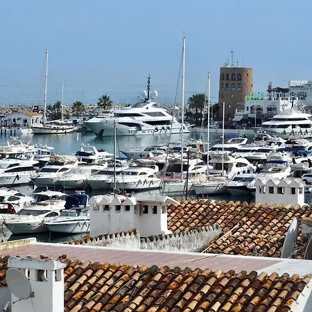 Apartment Charmante In Puerto Banus Marbella