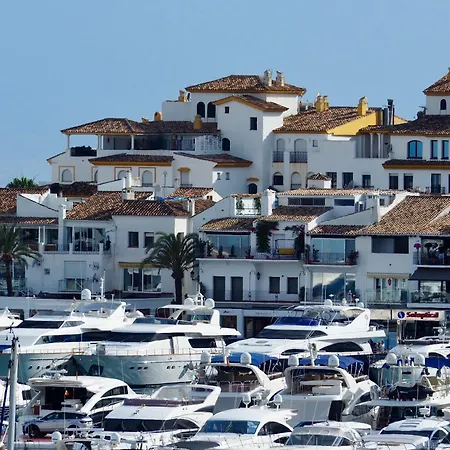 Charmante In Puerto Banus Apartment Marbella
