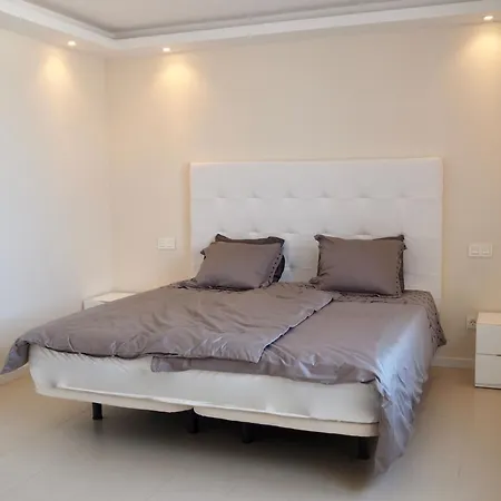 Charmante In Puerto Banus Apartment *